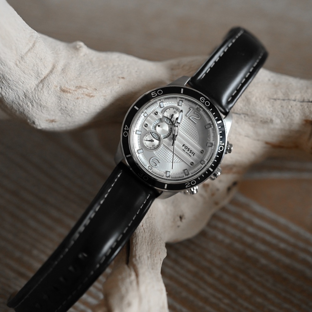 Fossil watch - leather band